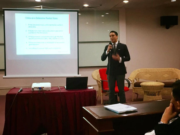 Dragon on Fire: Dr. Garcia discusses China’s foreign policy to UA&P